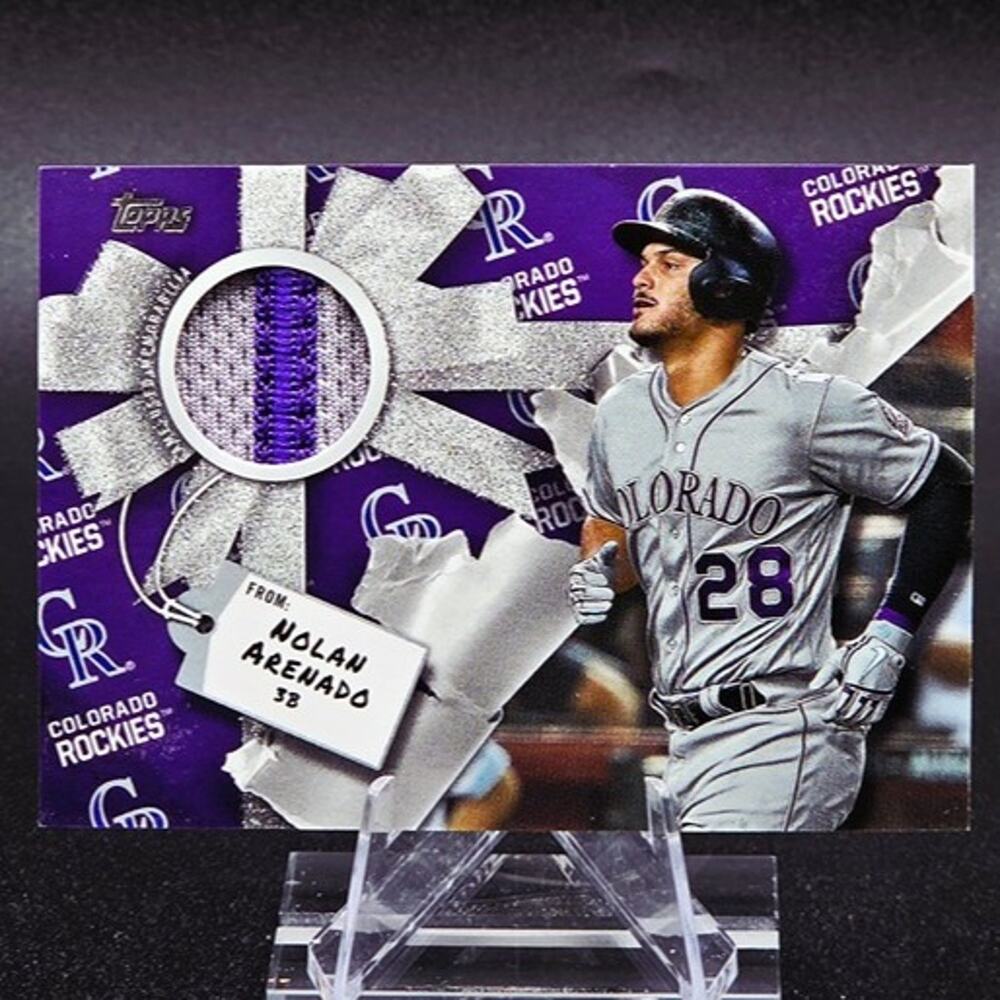 Nolan Arenado Topps Holiday Silver Relic 04/10 SSP Stripe Patch Rockies, Arizona